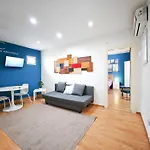 아파트 Bari Central Apartment *