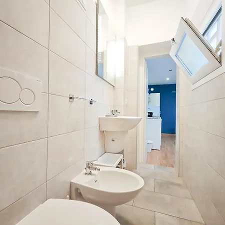 Apartamento Bari Central Apartment *